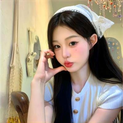 爱慕 海报